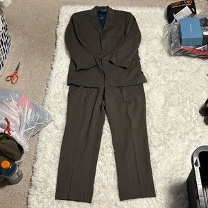 Reaction kenneth cole suit